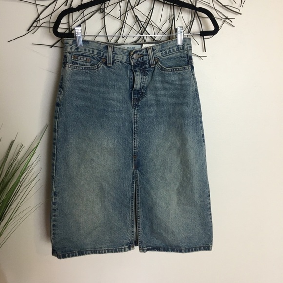 Vintage Dresses & Skirts - 90’s Vintage denim jean skirt. Front slit blue classic preppy